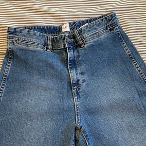 GAP high waisted, wide legged cropped jeans